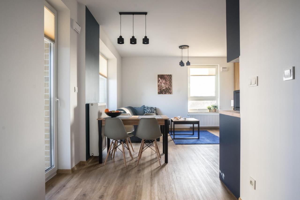 Bizapartments - Modern Flats With Parking 华沙 外观 照片