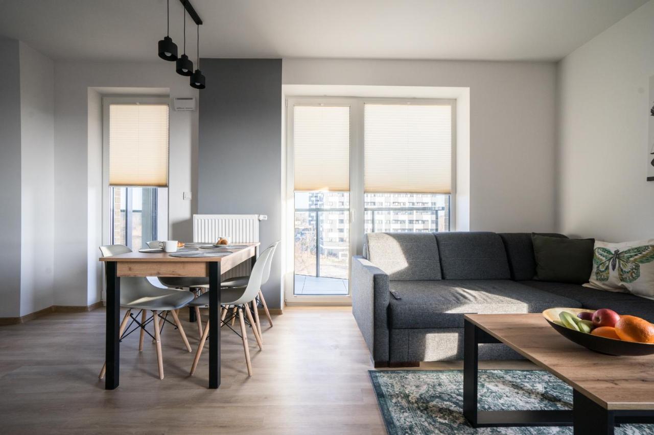 Bizapartments - Modern Flats With Parking 华沙 外观 照片