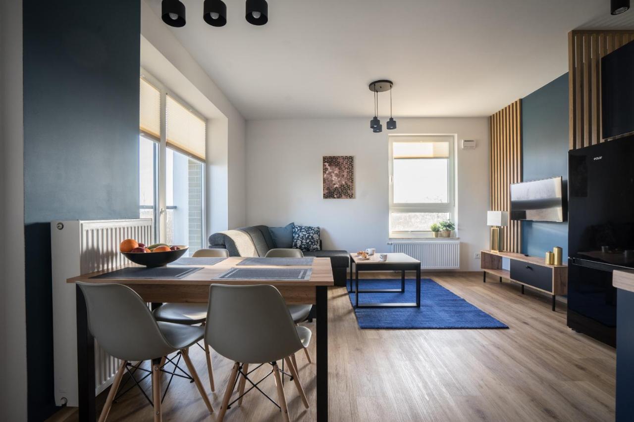 Bizapartments - Modern Flats With Parking 华沙 外观 照片
